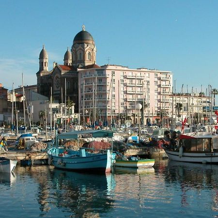 123 Sadi Carnot, Classe 2 Etoiles Saint-Raphael (Var) Exterior foto