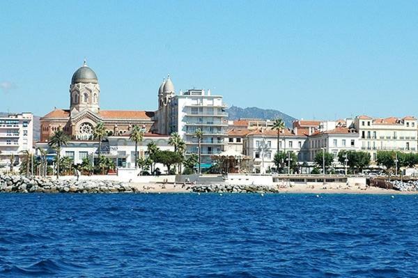 123 Sadi Carnot, Classe 2 Etoiles Saint-Raphael (Var) Exterior foto