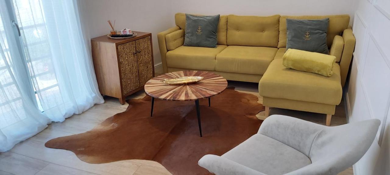 123 Sadi Carnot, Classe 2 Etoiles Saint-Raphael (Var) Exterior foto