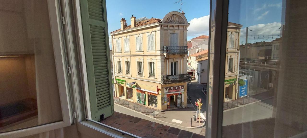 123 Sadi Carnot, Classe 2 Etoiles Saint-Raphael (Var) Exterior foto